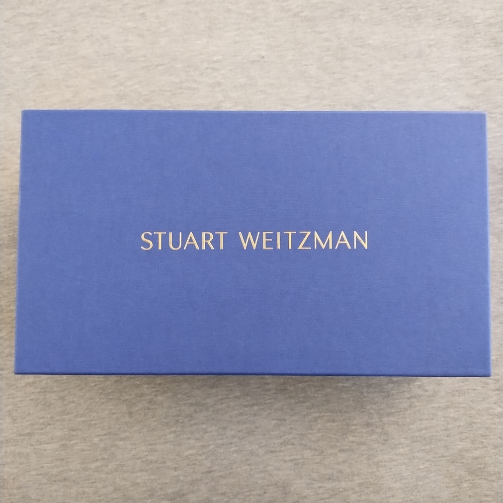 Stuart Weitzman Blue Shoe Box With Two foam Pads & Stuart Weitzman Tissue Paper